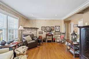 126 Oakland Ave, West Hempstead, NY 11552 - Photo 7