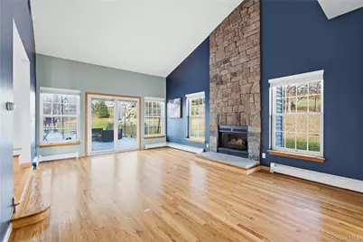 3 Clemence Drive, New Windsor, NY 12553 - Photo 5