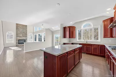 65 Fenton Way, Hopewell Junction, NY 12533 - Photo 15