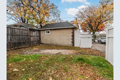 1352 Hollywood Avenue, Bronx, NY 10461 - Photo 17