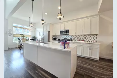 137 Grace Hall Lane, Yaphank, NY 11980 - Photo 9