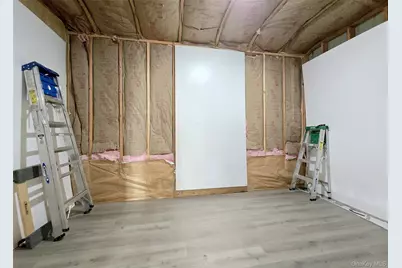 137 Grace Hall Lane, Yaphank, NY 11980 - Photo 29