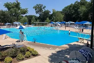 14 Nirvana Ave, Great Neck, NY 11023 - Photo 11