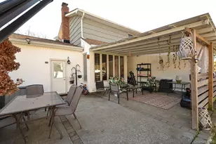 27 Albright Rd, Coram, NY 11727 - Photo 7