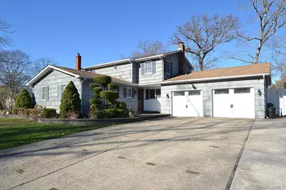 27 Albright Road, Coram, NY 11727 - Photo 3