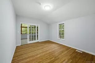 10 Woodland Ln, Huntington, NY 11743 - Photo 9