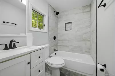 10 Woodland Lane, Huntington, NY 11743 - Photo 13
