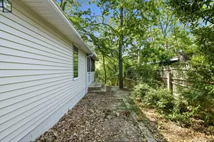 10 Woodland Ln, Huntington, NY 11743 - Photo 25