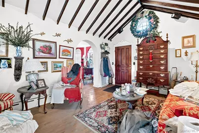 376 Bronx Park Avenue, Bronx, NY 10460 - Photo 9