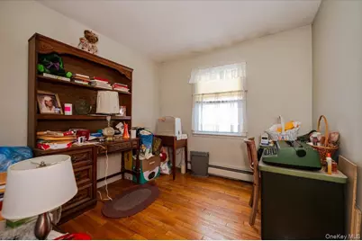 212 Lakeview Avenue, Malverne, NY 11565 - Photo 15