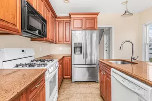 90 Meucci Ave, Copiague, NY 11726 - Photo 7