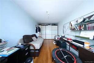 2415 E 27th St, Brooklyn, NY 11235 - Photo 21