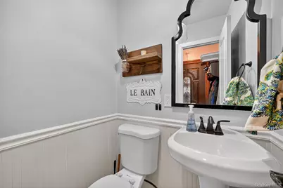 1956 81st Street, East Elmhurst, NY 11370 - Photo 23