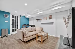 19-56 81st St, East Elmhurst, NY 11370 - Photo 25