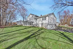 21 California Dr, Middletown, NY 10940 - Photo 9