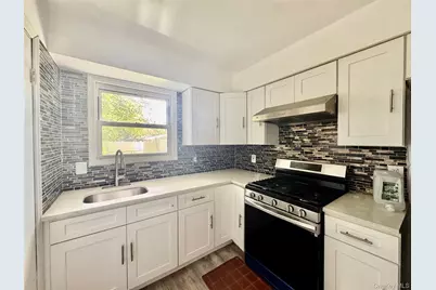 17 N Aspen Road, Middletown, NY 10940 - Photo 7