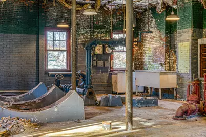 37 E Market Street, Hyde Park, NY 12538 - Photo 23