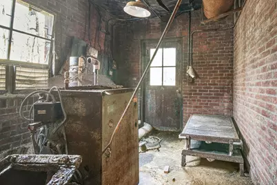 37 E Market Street, Hyde Park, NY 12538 - Photo 27