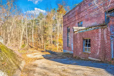 37 E Market Street, Hyde Park, NY 12538 - Photo 9