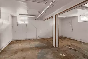 32 Tibbetts Rd, Yonkers, NY 10705 - Photo 21