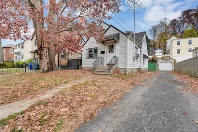 32 Tibbetts Road, Yonkers, NY 10705 - Photo 25