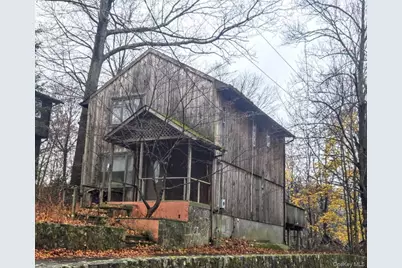 17 Grant Place, Lake Peekskill, NY 10537 - Photo 1