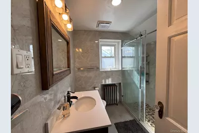 204 N Grove Street, Valley Stream, NY 11580 - Photo 11