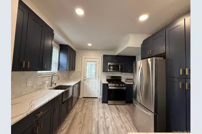 204 N Grove Street, Valley Stream, NY 11580 - Photo 7