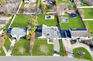 15 Drake Ave, Bellport, NY 11713 - Photo 19