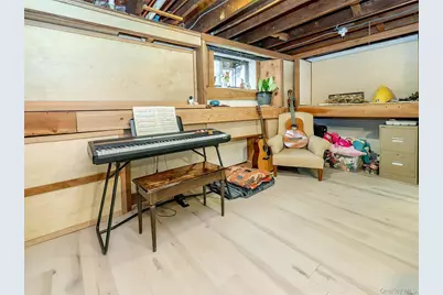 7 Cherry Street, Glen Head, NY 11545 - Photo 27