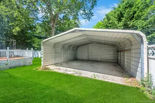 86 Seawanhaka Ave, Lake Grove, NY 11755 - Photo 37