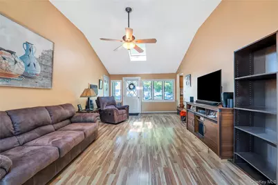 86 Seawanhaka Avenue, Lake Grove, NY 11755 - Photo 13