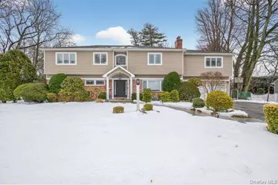 42 Highfield Lane, Roslyn Heights, NY 11577 - Photo 29