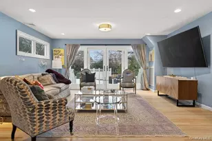 42 Highfield Ln, Roslyn Heights, NY 11577 - Photo 3