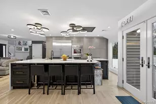 42 Highfield Ln, Roslyn Heights, NY 11577 - Photo 9