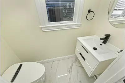 116 Beach Avenue, Bellmore, NY 11710 - Photo 15