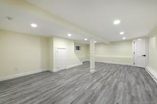 116 Beach Ave, Bellmore, NY 11710 - Photo 17