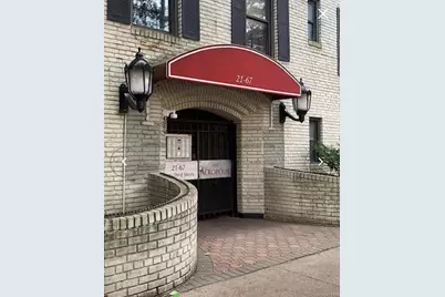 21-67 33 Street #4g, Astoria, NY 11105 - Photo 1