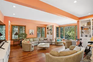 425 Cedar Point Dr E, Southold, NY 11971 - Photo 21