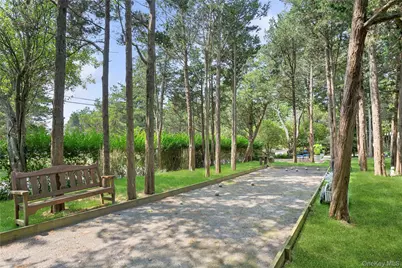 425 Cedar Point Drive E, Southold, NY 11971 - Photo 43