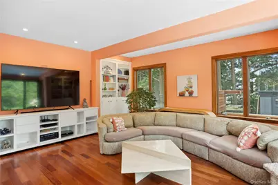 425 Cedar Point Drive E, Southold, NY 11971 - Photo 23