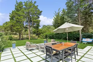 425 Cedar Point Dr E, Southold, NY 11971 - Photo 35