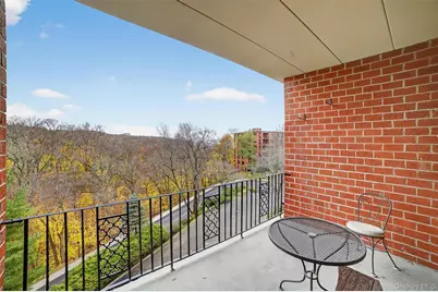 16 Rockledge Avenue #5L-2, Ossining, NY 10562 - Photo 23