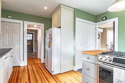 195 Hooker Avenue, Poughkeepsie, NY 12603 - Photo 7