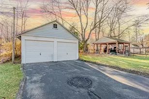 195 Hooker Ave, Poughkeepsie, NY 12603 - Photo 25