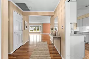 38 Hazelwood Dr, Jericho, NY 11753 - Photo 3