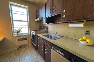 315 King, Port Chester, NY 10573 - Photo 11