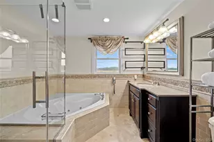 625 Edgewater Rd, Oakdale, NY 11769 - Photo 35