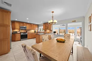 625 Edgewater Rd, Oakdale, NY 11769 - Photo 11