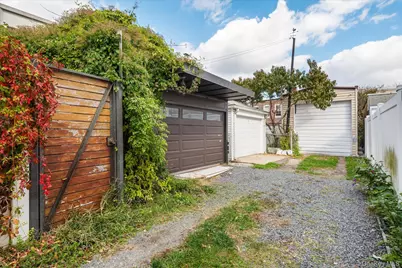 61-06 60th Drive, Maspeth, NY 11378 - Photo 15